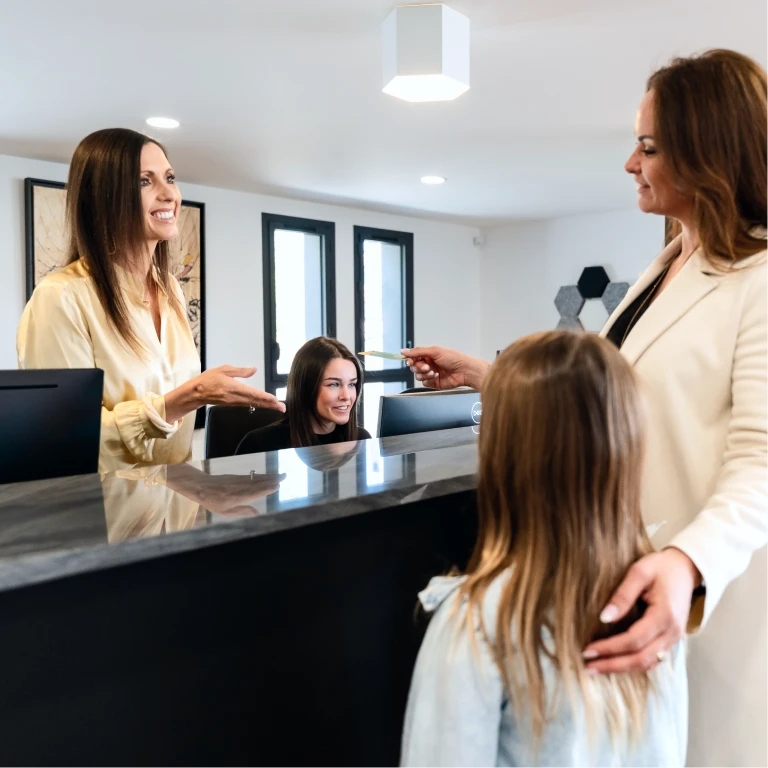 Réception du cabinet Orthodontie du Dr Florent Aubert, situé à Martigues