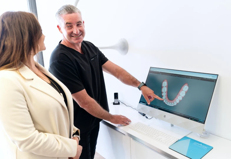 Les technologies du cabinet d’orthodontie du Dr Florent Aubert : radio panoramique, empreinte optique numérique,