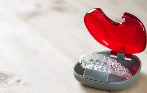 Prendre soin de son appareil orthodontique, conseils du cabinet d’orthodontie du Dr Florent Aubert situé à Martigues 13500